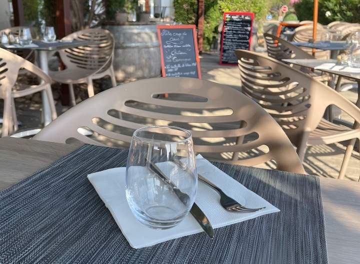 Restaurant chaleureux Orange